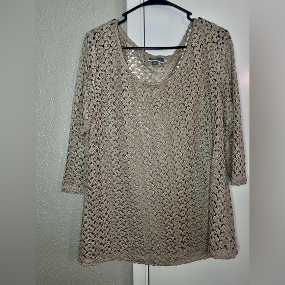 JM Collection Tops - Woman’s beige sweater blouse.